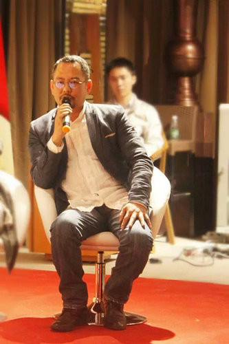 孔武([深圳特驅]設計師品牌聯盟主席、中國林業大學家具設計學院客座教授)