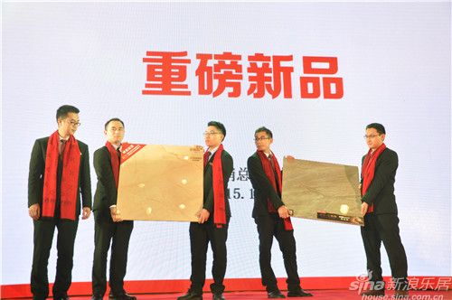 現(xiàn)場(chǎng)展示新品