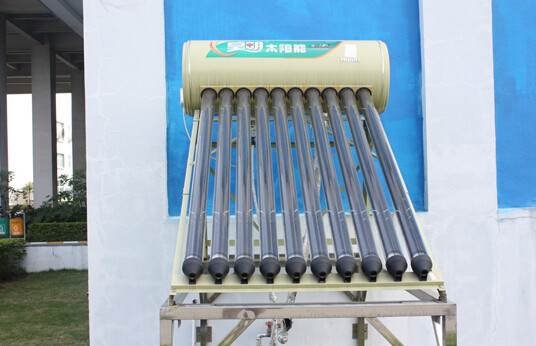 珠海廠區安裝的皇明太陽能產品，增壓寶堪稱太陽能熱水器標配！