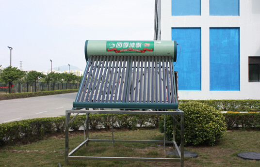 珠海廠區安裝的四季沐歌產品，增壓寶堪稱太陽能熱水器標配！