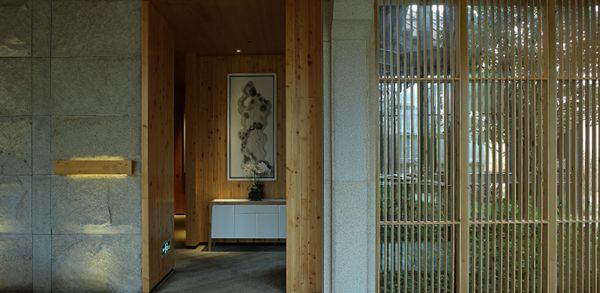 林開新設(shè)計(jì)公司設(shè)計(jì)的貴谷SPA體驗(yàn)館從全球53個(gè)國家的4783 件作品中脫穎而出，一舉獲得德國iF DESIGN AWARD設(shè)計(jì)大獎(jiǎng)。