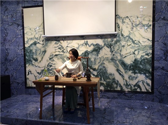 簡(jiǎn)一上海酒店工程與設(shè)計(jì)展 打造“真石”體驗(yàn)，引領(lǐng)高端酒店裝飾風(fēng)潮