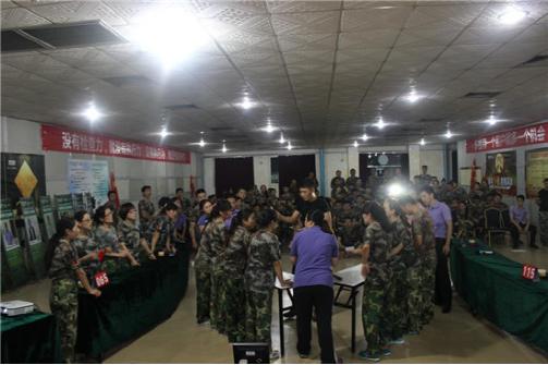 法恩莎衛浴：從平凡到卓越軍區統戰會教會我們