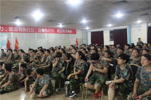 法恩莎衛浴：從平凡到卓越軍區統戰會教會我們