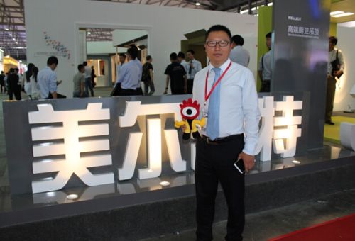美爾凱特高端廚衛吊頂的銷售總監朱延宏