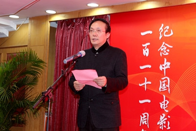 上海市工人文化宮主任侯偉康