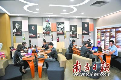訂制家具公司可為顧客提供個性化設計服務。
