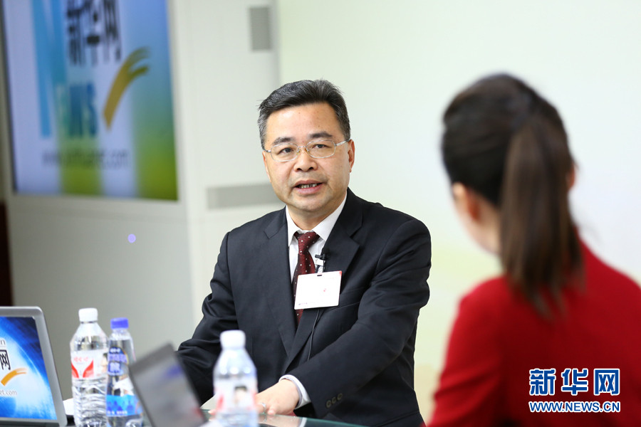 唯美集團(tuán)董事長(zhǎng)、總裁黃建平接收新華網(wǎng)記者采訪