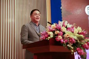 深圳市室內設計師協會執行會長兼秘書長趙慶祥發言 深圳市室內設計師協會執行會長兼秘書長趙慶祥發言