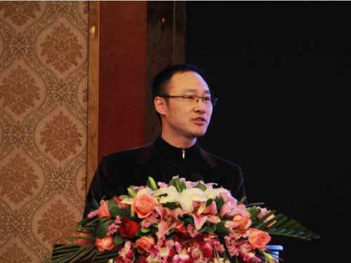 德意集團董事長高德康