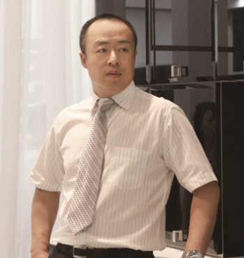 東易日盛董事長 陳輝