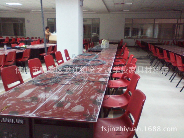 順德家具廠家出口貿(mào)易最多個(gè)性化創(chuàng)意椅子 培訓(xùn)椅