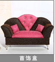 淘寶熱銷！可愛樹脂擺件 家居辦公裝飾品 兔子吊腳娃娃批發(fā) SA216