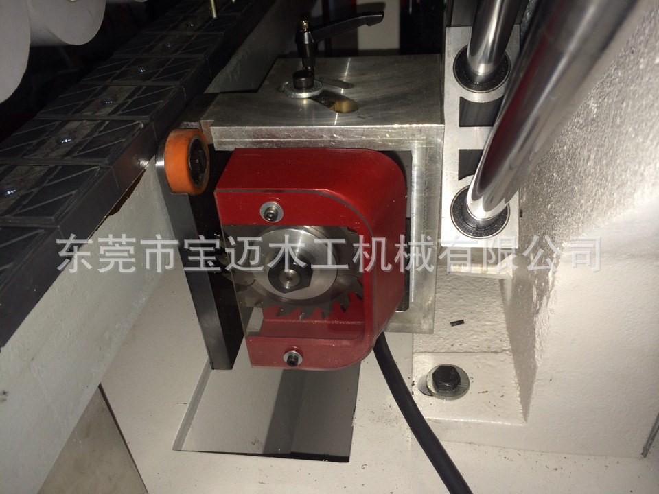 封邊機全自動封邊機廠家直銷寶邁機械板式家具制造設備木工封邊機