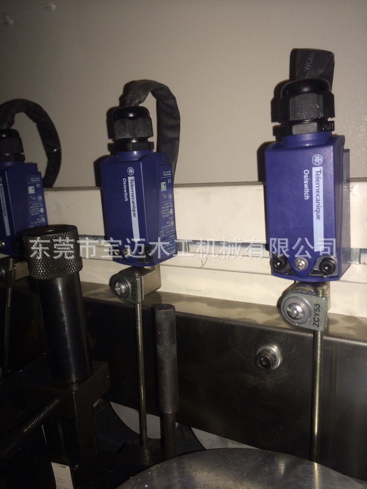 封邊機全自動封邊機廠家直銷寶邁機械板式家具制造設備木工封邊機