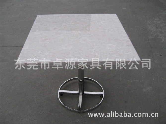 供應不銹鋼架家具、桌類、不銹鋼餐桌，大理石餐桌，ZY-B016